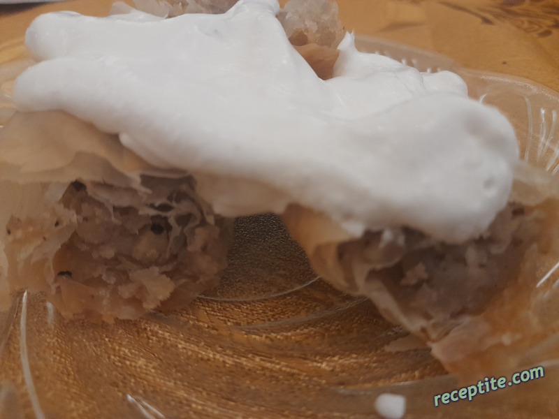 Снимки към Ябълков щрудел с точени кори
