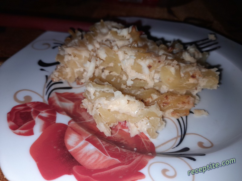 Снимки към Макарони със сирене и захар на фурна