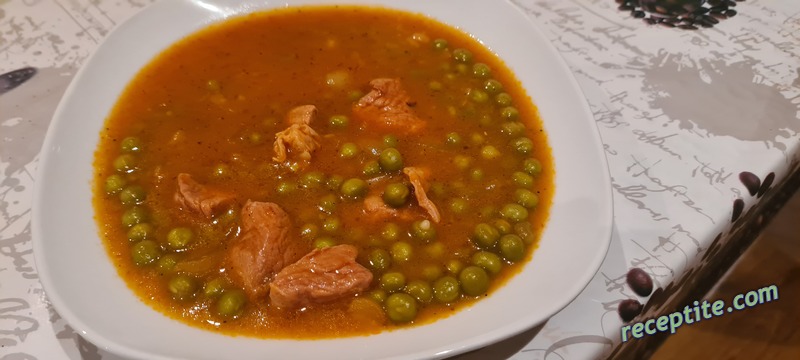 Снимки към Свинско с грах