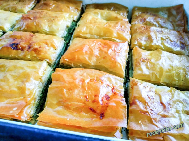 Снимки към Баклава с готови обикновени кори