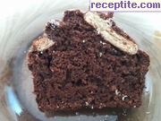 снимка 9 към рецепта Какаов кекс с бисквити