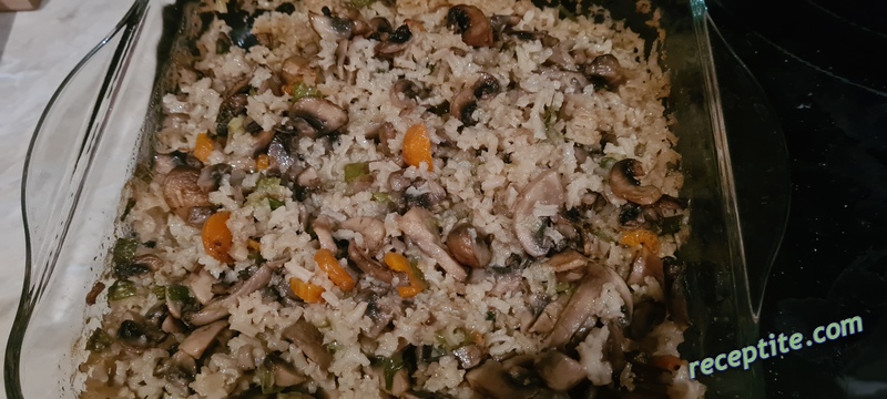 Снимки към Ориз с гъби на фурна