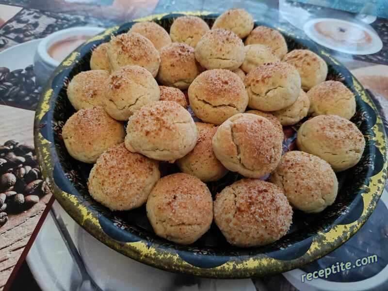 Снимки към Коледните курабийки на баба