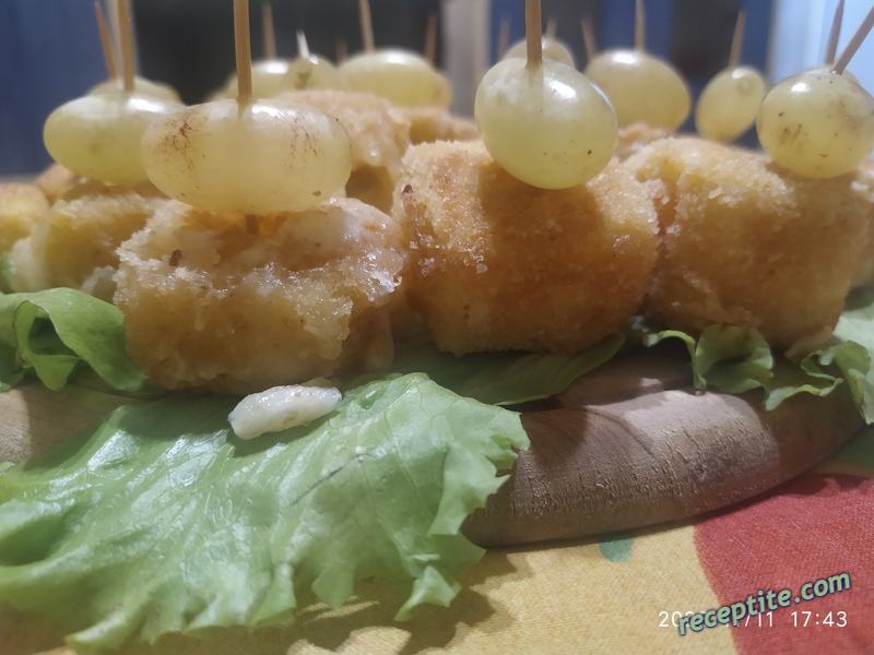 Снимки към Панирани кашкавалчета и сиренца