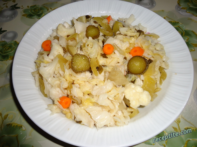 Снимки към Сурова туршия