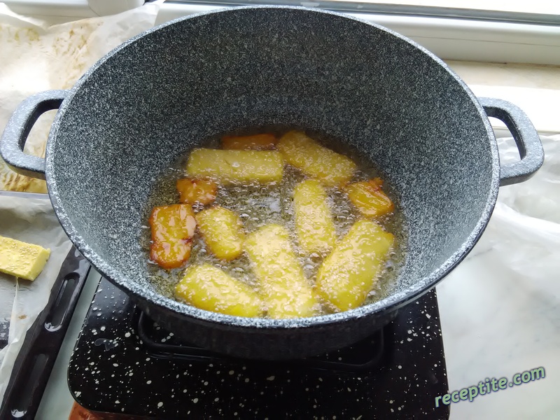 Снимки към Пържени царевични пръчици