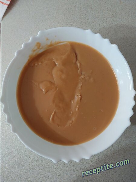 Снимки към Кондензирано мляко - карамелена сгущенка