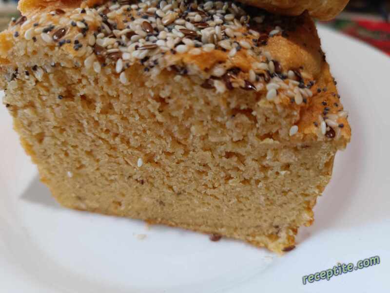 Снимки към Здравословен хляб от червена леща и крема сирене