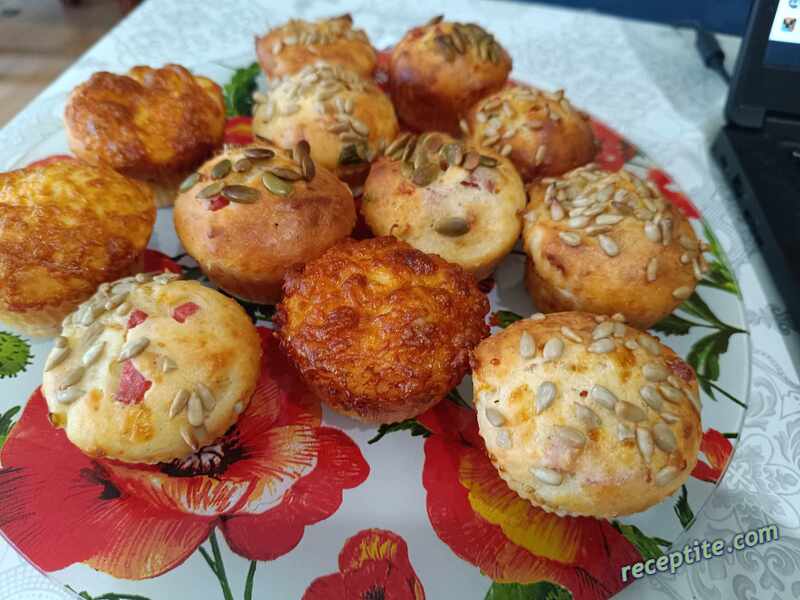 Снимки към Солени мъфини със сирене и колбас