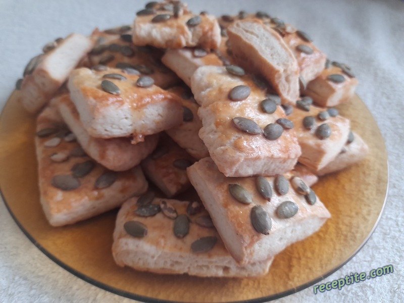 Снимки към Соленки с крема сирене