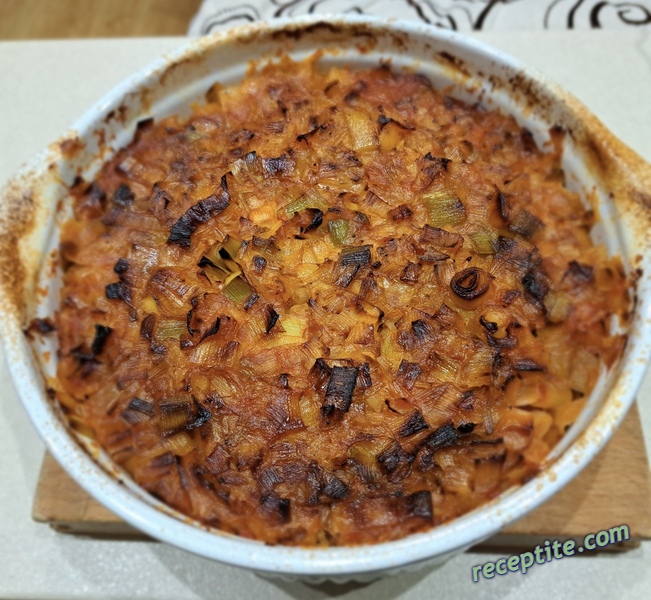 Снимки към Праз с колбас на фурна