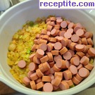 снимка 3 към рецепта Праз с колбас на фурна