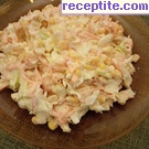 снимка 4 към рецепта Салата от прясно зеле с майонеза и царевица