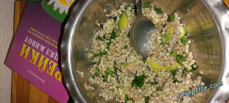 Снимки към Елда с риба тон