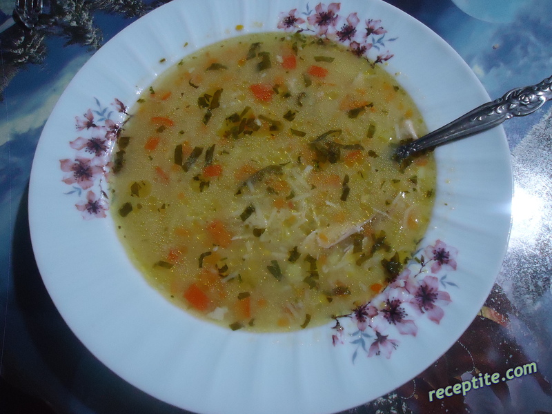 Снимки към Пилешка супа Мими