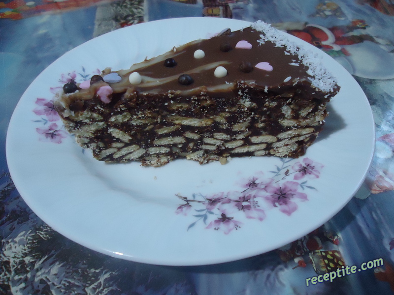 Снимки към Шоколадово-бисквитена торта
