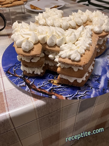 Снимки към Торта буква, цифра (cream tart)