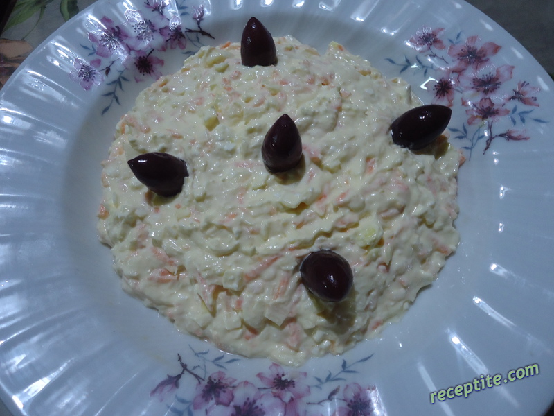 Снимки към Салата с извара и моркови