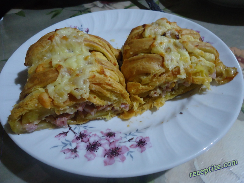 Снимки към Бутерки с колбас и кашкавал