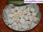 снимка 3 към рецепта Шоколадови снежни топки