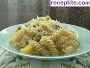 снимка 1 към рецепта Паста със зеле и картофи