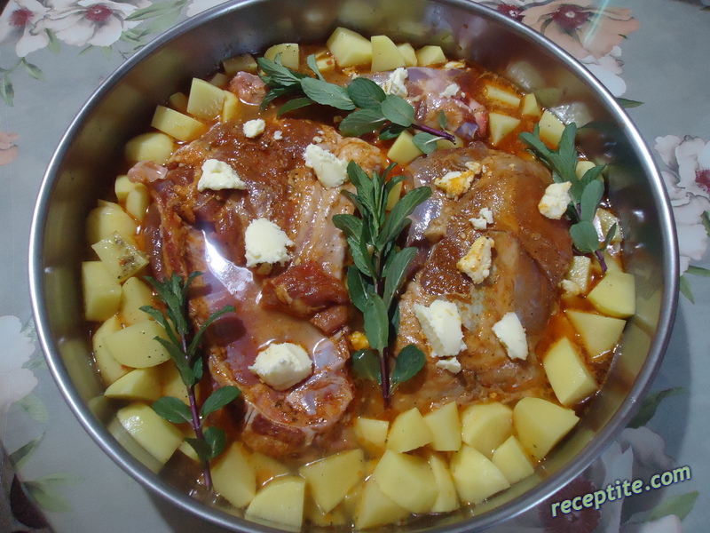 Снимки към Агнешко печено с картофи и бира